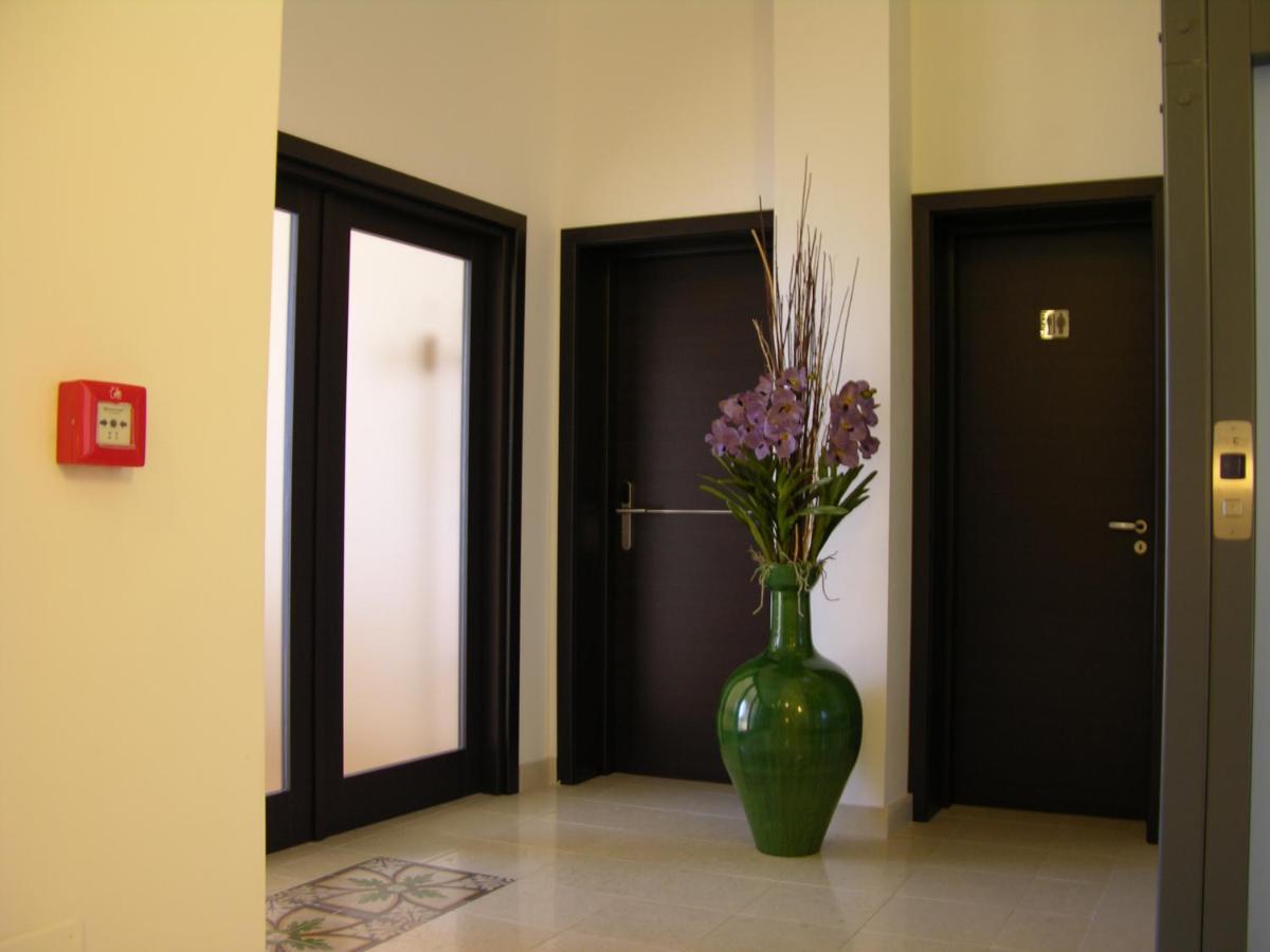 Bed and Breakfast Baja Delle Sirene Taranto Exterior foto